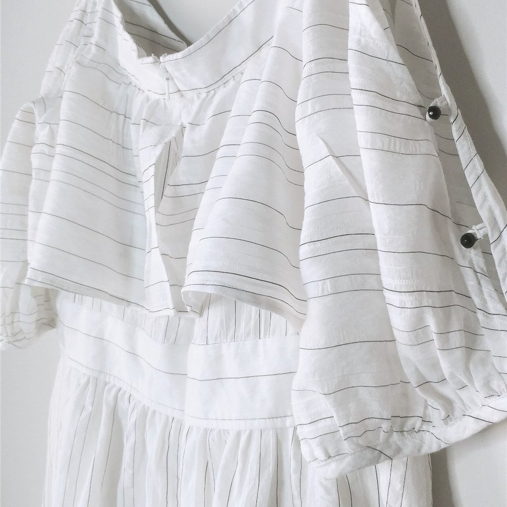 NWOT - To the Max White Cold Shoulder Dress - Sz 8 - Picture 9 of 10